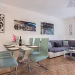 House Edo Villa *