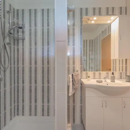 Вилла House Edo *