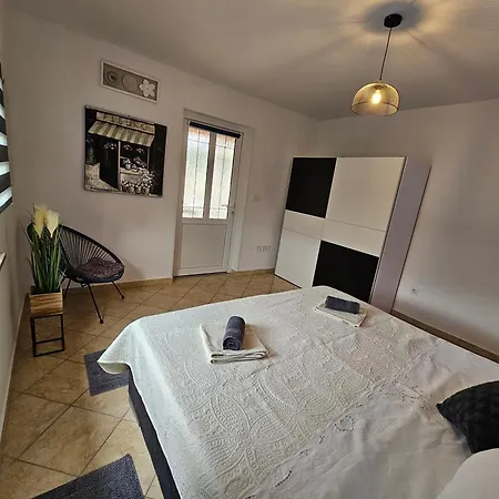 Вилла House Edo *