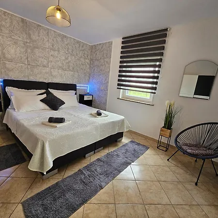 Вилла House Edo *