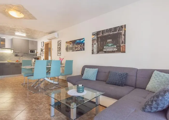 House Edo * Labin (Istria)